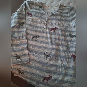 Coldwater Creek Top with Moose/winter Design